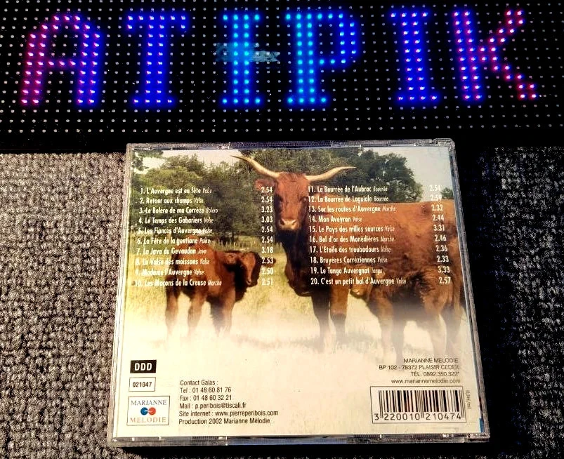 🪗 Pierre Péribois - ¡L'Auvergne Est En Fête! CD Folk Collector 2002 🐄 – photo 2